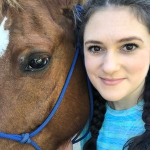 Meet your Posher, Roxanne